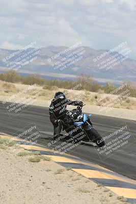 media/May-05-2025-Moto Forza (Mon) [[3c1838c5e5]]/2-B Group/Session 2 (Turn 7 Inside)/